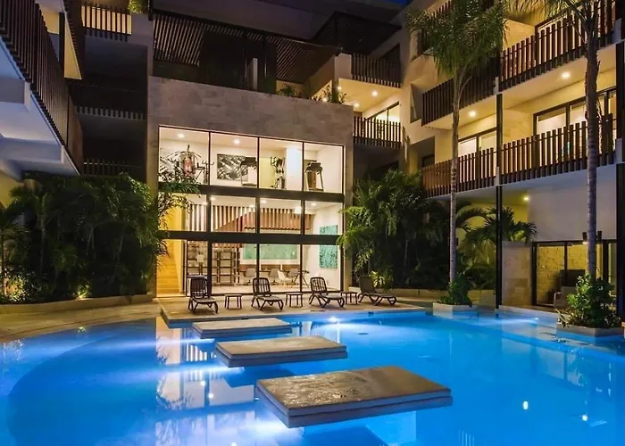 Apartamento Tropical 3br Pool Near 5th Avenue & Playa del Carmen