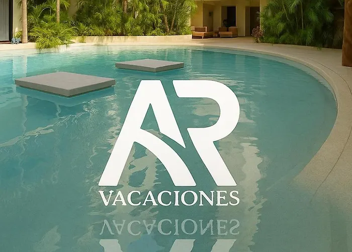 Tropical 3br Pool Near 5th Avenue & * Playa del Carmen
